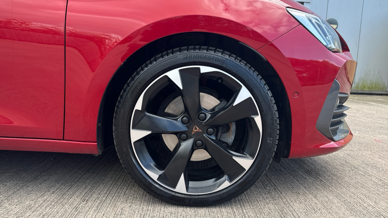 CUPRA Leon 1.5 eTSI V1 5dr DSG Petrol Hatchback